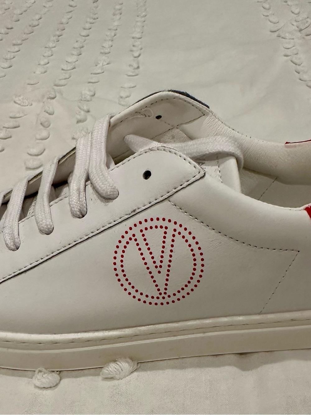 VALENTINO BY MARIO VALENTINO. White Leather Sneakers with Red Logo